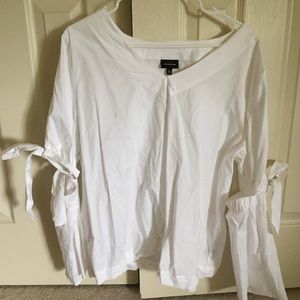 White XXL top w elbow cut outs and cute ties